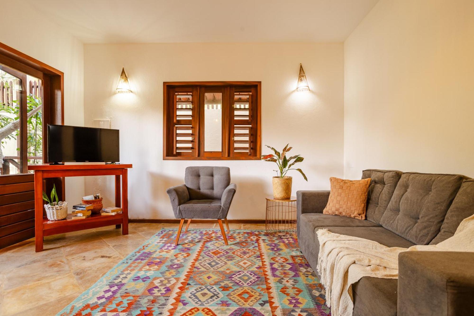 Breezes Apartment